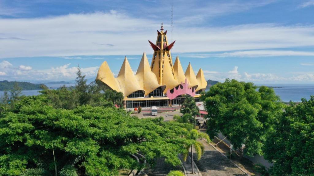 Asoka Luxury Hotel Bandar Lampung Ngoại thất bức ảnh