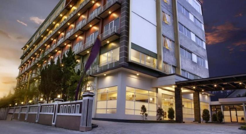 Asoka Luxury Hotel Bandar Lampung Ngoại thất bức ảnh