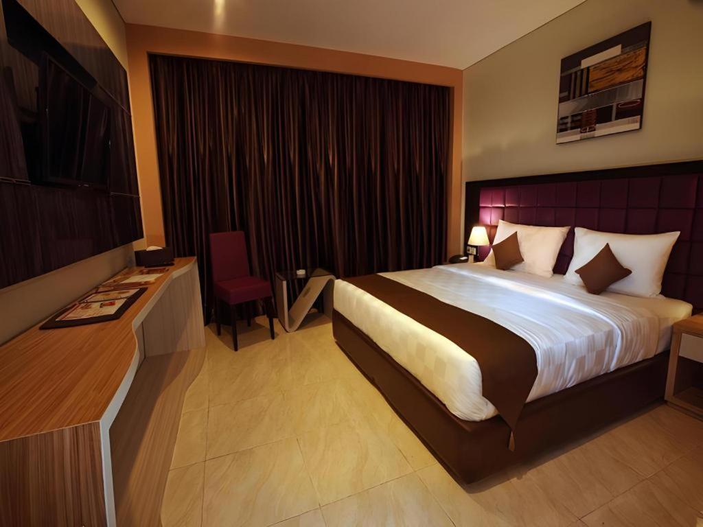 Asoka Luxury Hotel Bandar Lampung Ngoại thất bức ảnh
