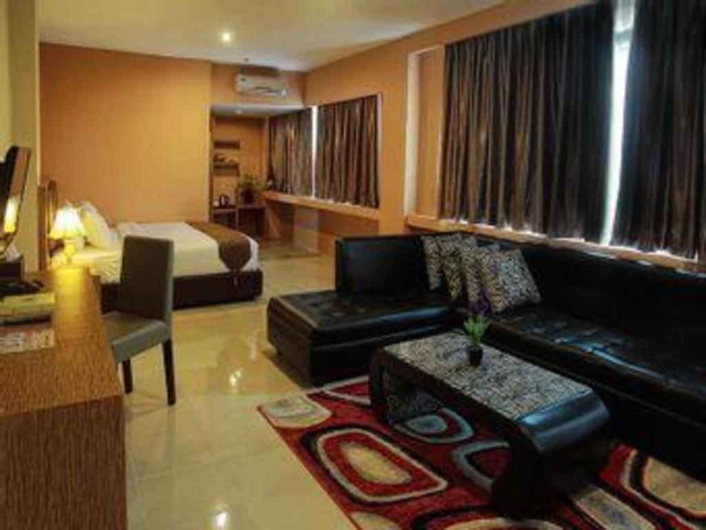 Asoka Luxury Hotel Bandar Lampung Ngoại thất bức ảnh