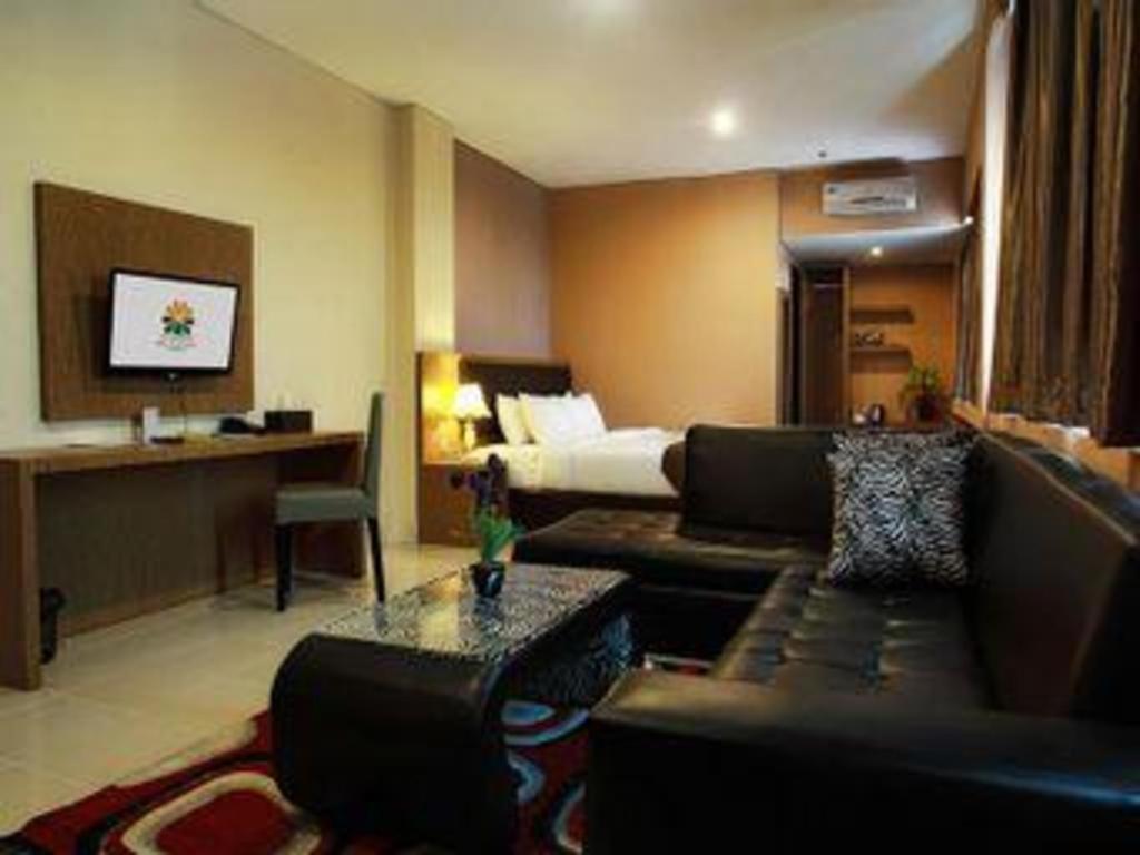 Asoka Luxury Hotel Bandar Lampung Ngoại thất bức ảnh