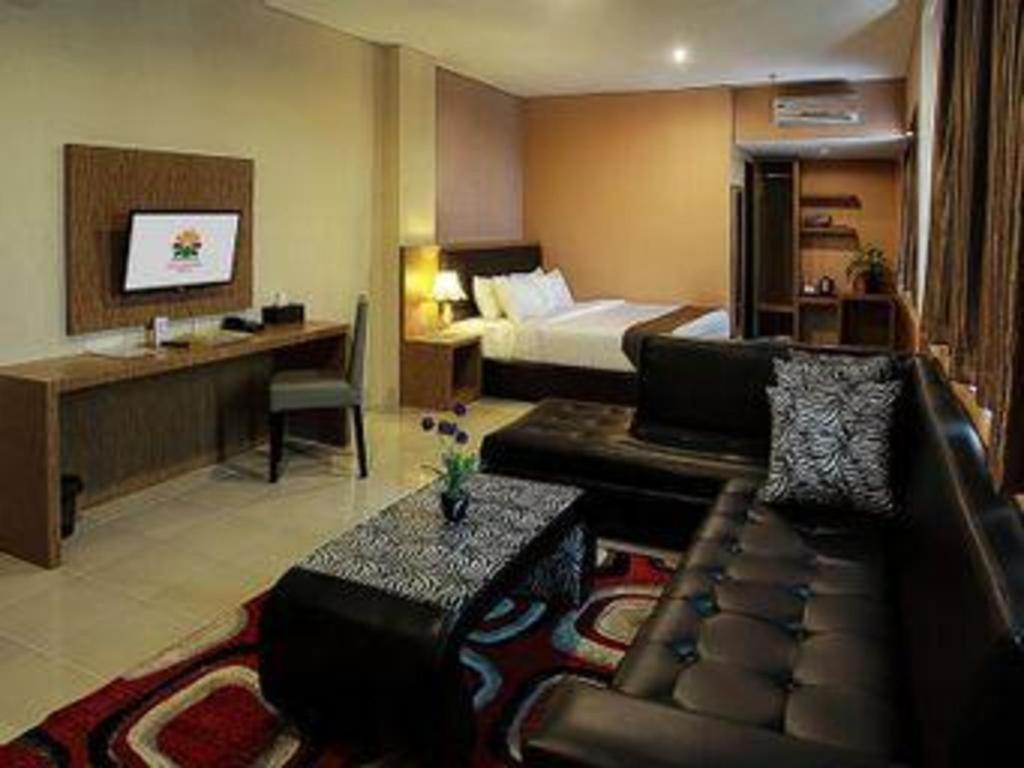 Asoka Luxury Hotel Bandar Lampung Ngoại thất bức ảnh