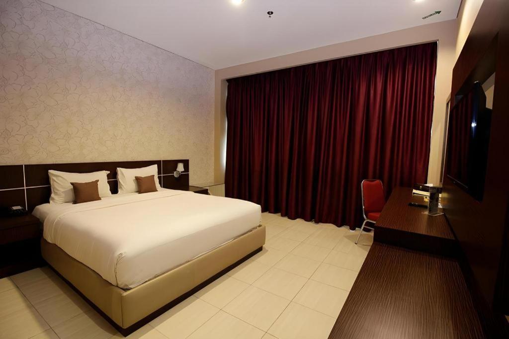 Asoka Luxury Hotel Bandar Lampung Ngoại thất bức ảnh
