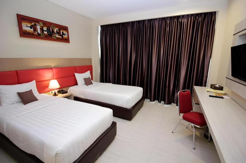 Asoka Luxury Hotel Bandar Lampung Ngoại thất bức ảnh