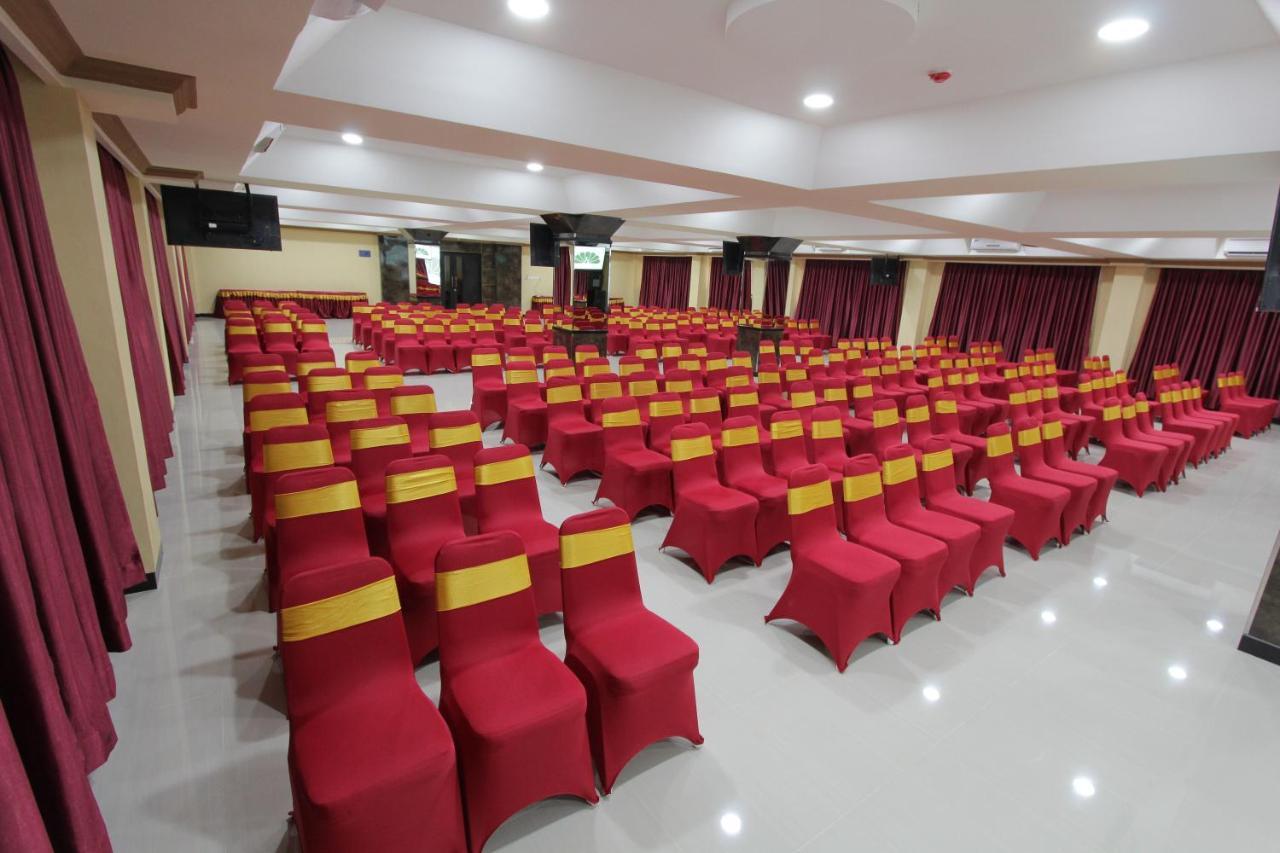 Asoka Luxury Hotel Bandar Lampung Ngoại thất bức ảnh