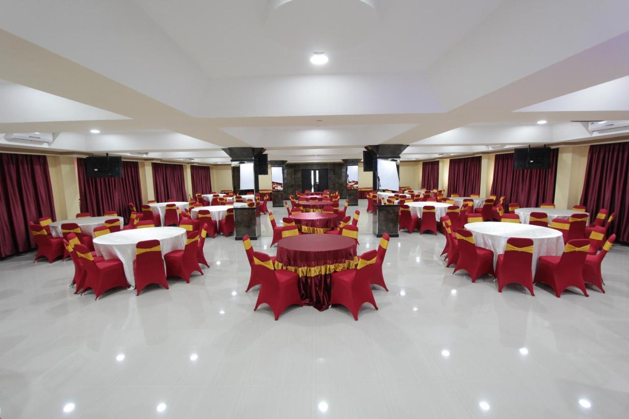 Asoka Luxury Hotel Bandar Lampung Ngoại thất bức ảnh